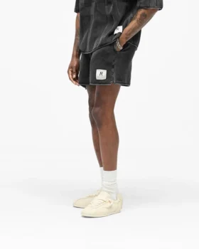 Gestrickte Varsity-Shorts