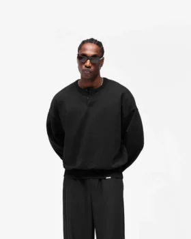 Henley-Pullover mit Initialen