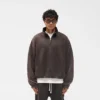 Initial Sweatshirt mit Trichterkragen und Viertelreißverschluss Initial Sweatshirt mit Trichterkragen und Viertelreißverschluss