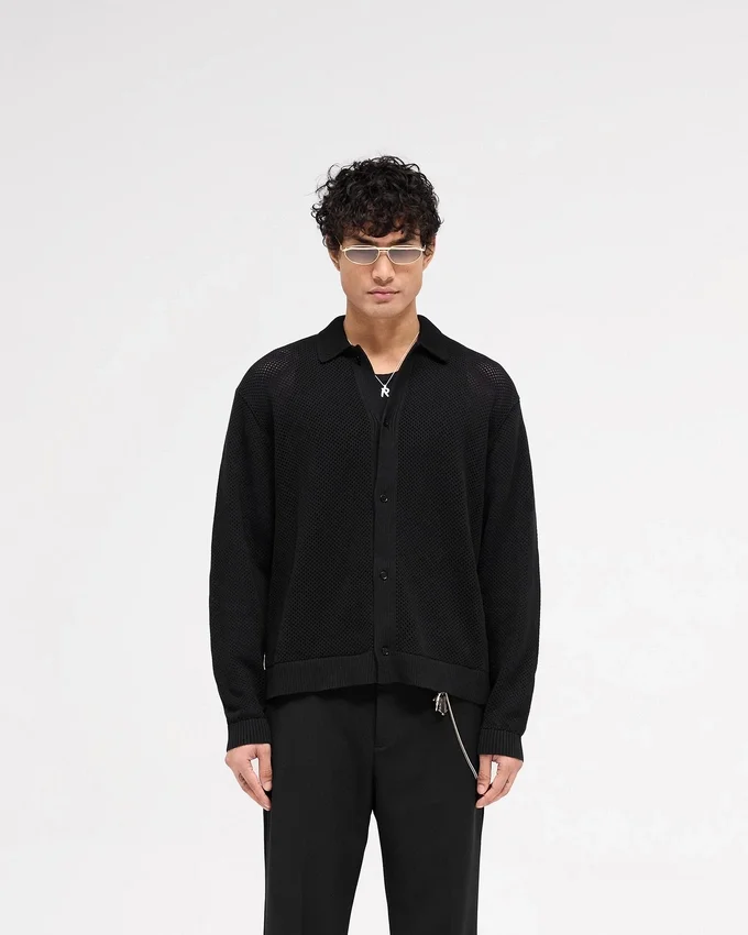 Langärmliges Mesh-Strickhemd Langärmliges Mesh-Strickhemd
