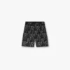Maßgeschneiderte Shorts mit gestickten Initialen Maßgeschneiderte Shorts mit gestickten Initialen