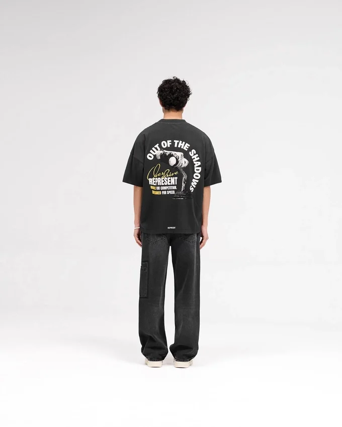 „Out Of The Shadows“-T-Shirt „Out Of The Shadows“-T-Shirt