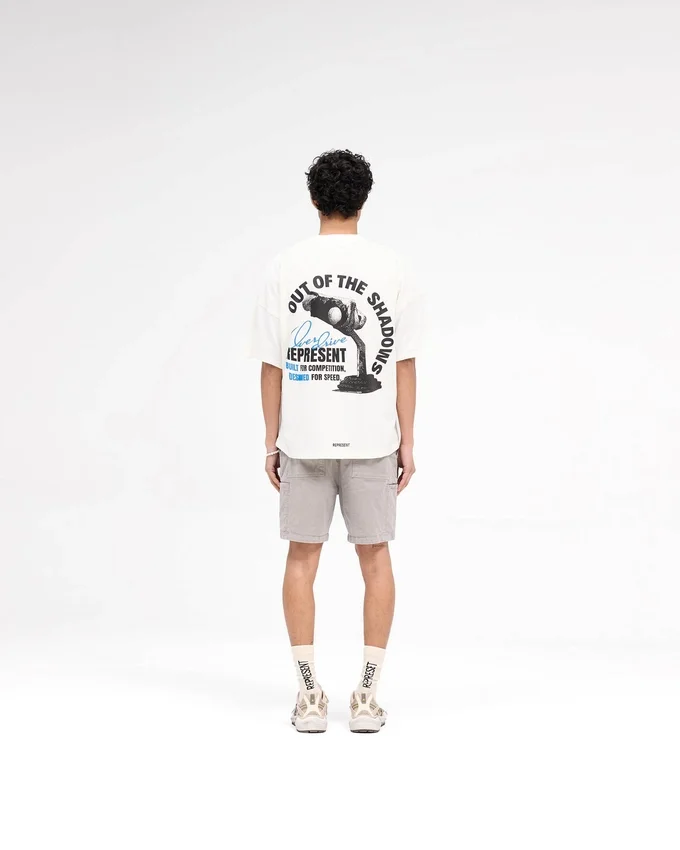 „Out Of The Shadows“-T-Shirt „Out Of The Shadows“-T-Shirt