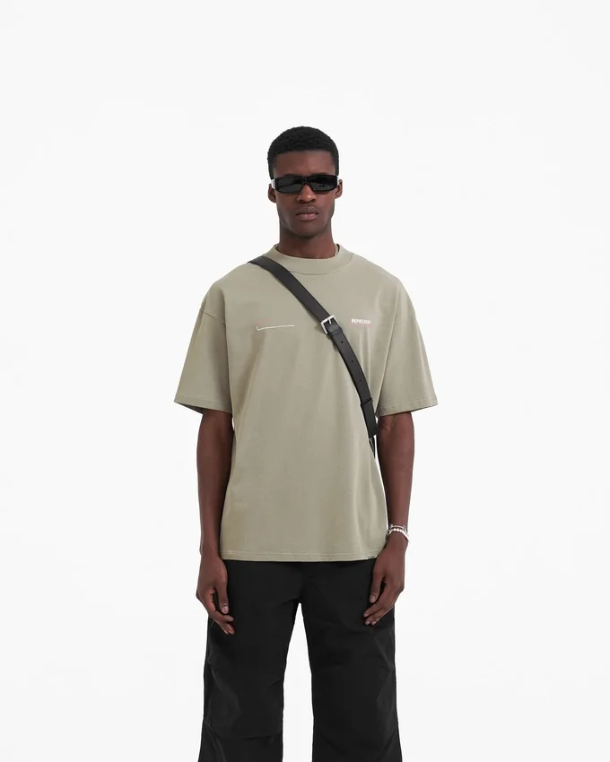„Patron Of The Club“-T-Shirt „Patron Of The Club“-T-Shirt