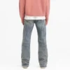 R2 Denim mit abgestuftem Saum R2 Denim mit abgestuftem Saum